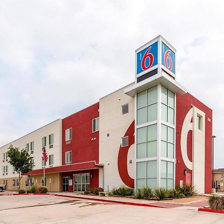 Motel 6-Laredo, Tx - Airport Экстерьер фото