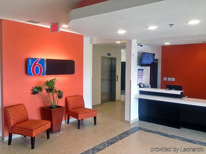 Motel 6-Laredo, Tx - Airport Экстерьер фото